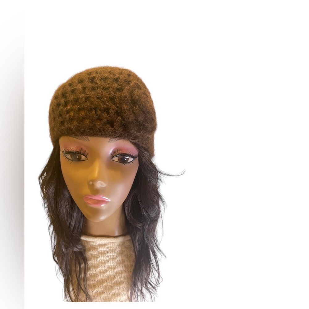 Brown crochet Beanie - Picture 7 of 7
